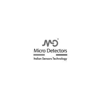 UKR1C/GM-1ESY M.D. Micro Detectors Ультразвуковой световозвращающий датчик M18 NPN, NO+NC 100-900 мм, разъем M12, с кнопкой обучения, AISI316L корпус из нержавеющей стали